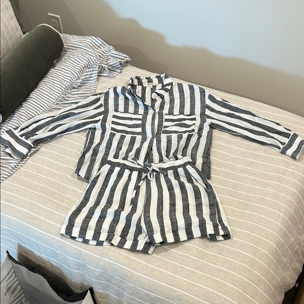 Lalavon Black and White Striped Set